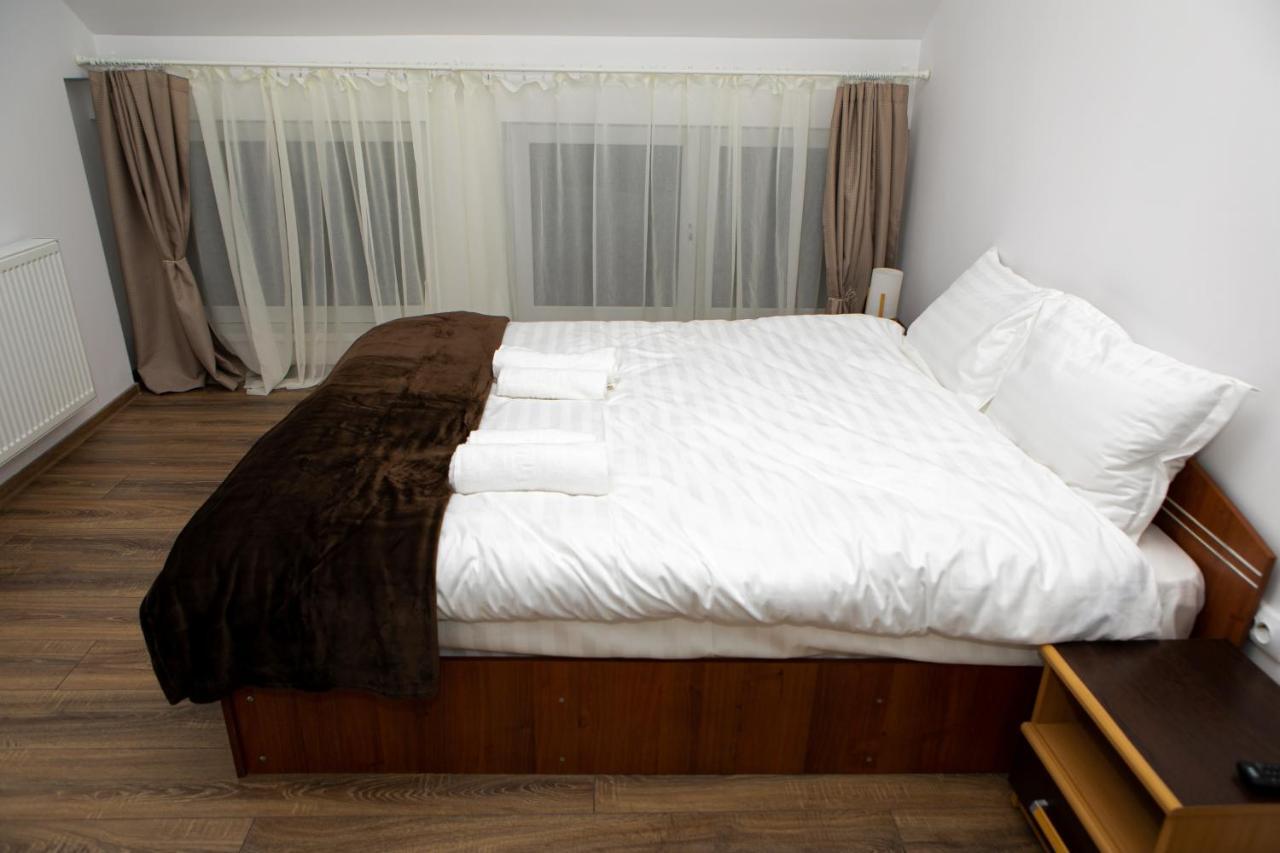 Vila Elisabeta Braşov Esterno foto